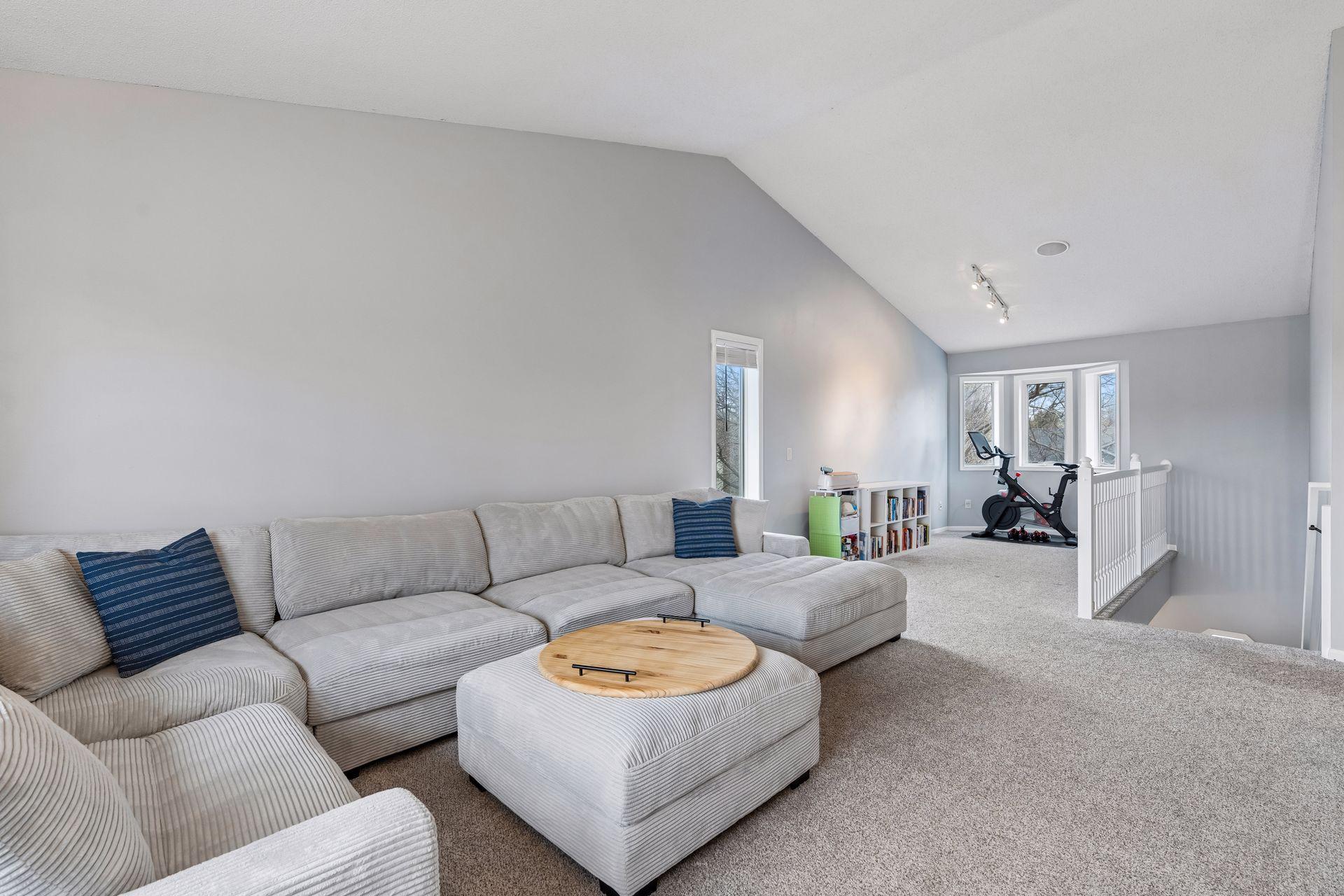 10849 Able Street NE