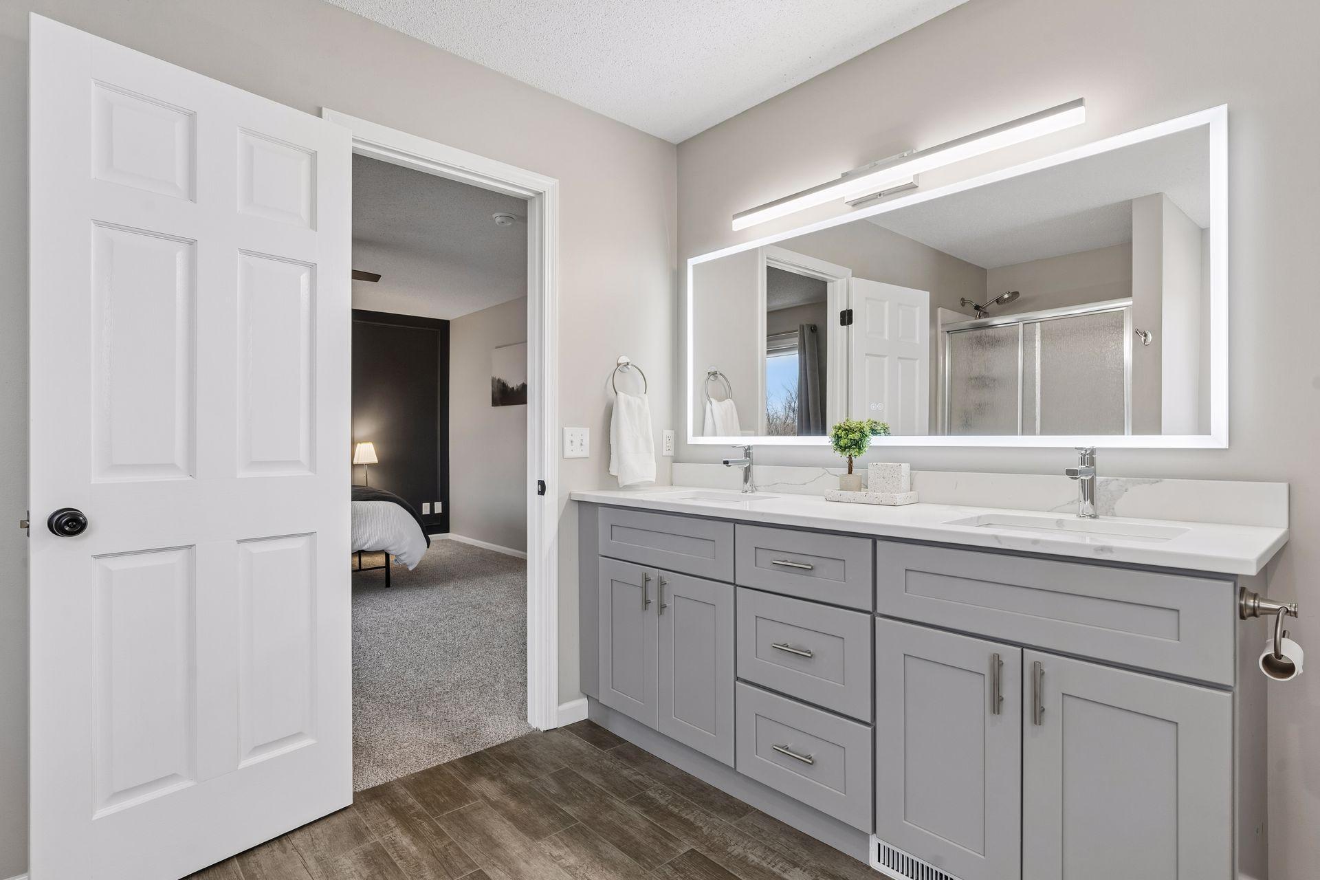 10849 Able Street NE