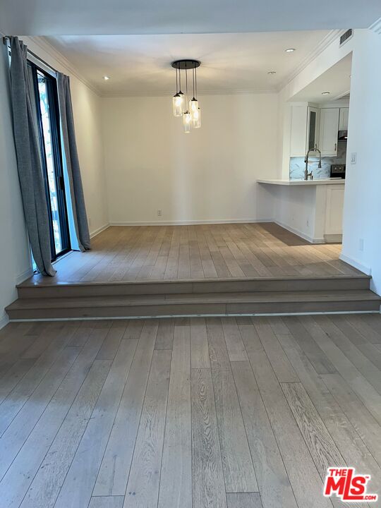 15340 ALBRIGHT ST Unit: 206