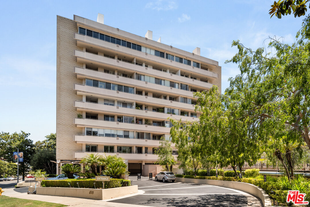 1333 S Beverly Glen Blvd Unit: 703