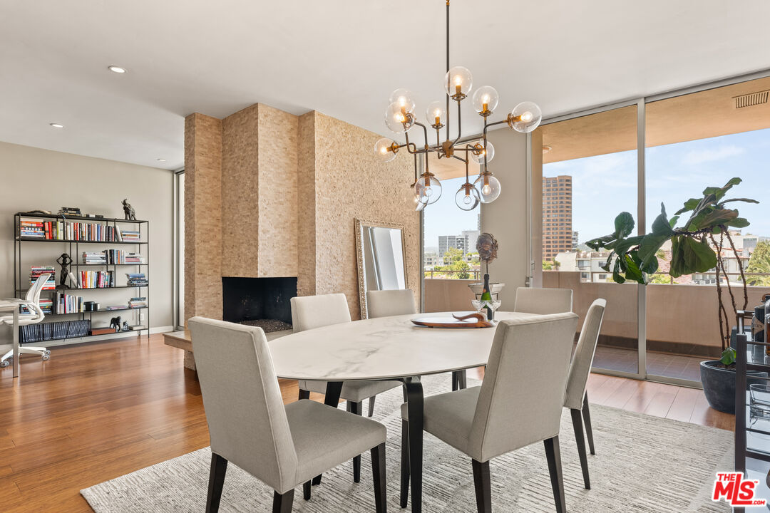 1333 S Beverly Glen Blvd Unit: 703