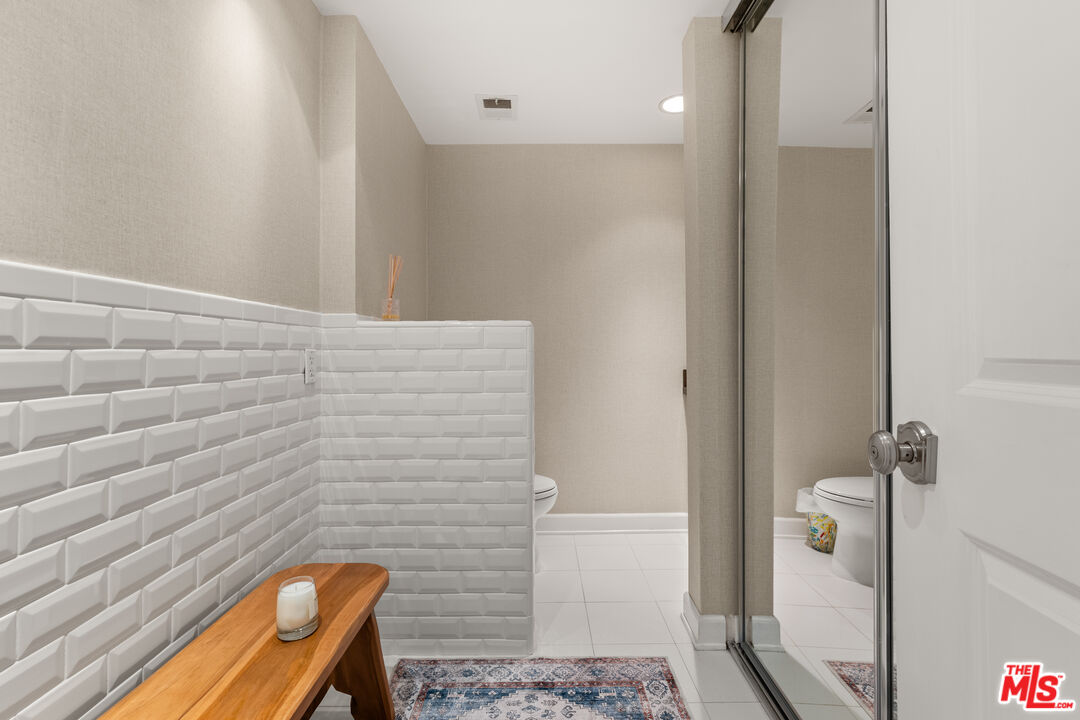 1333 S Beverly Glen Blvd Unit: 703