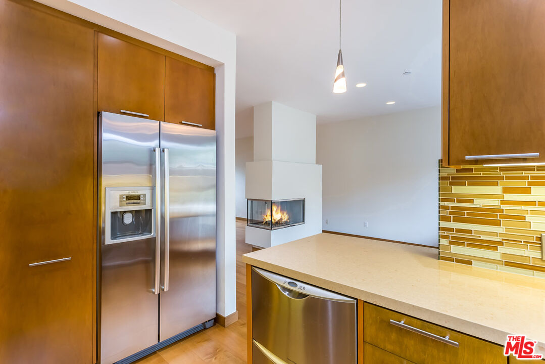 126 Pacific St Unit: 4