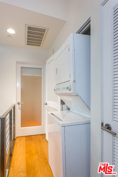 126 Pacific St Unit: 4
