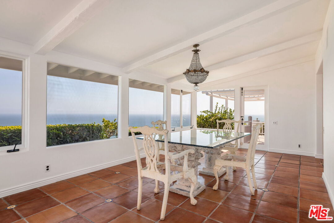 206 Bellino Dr