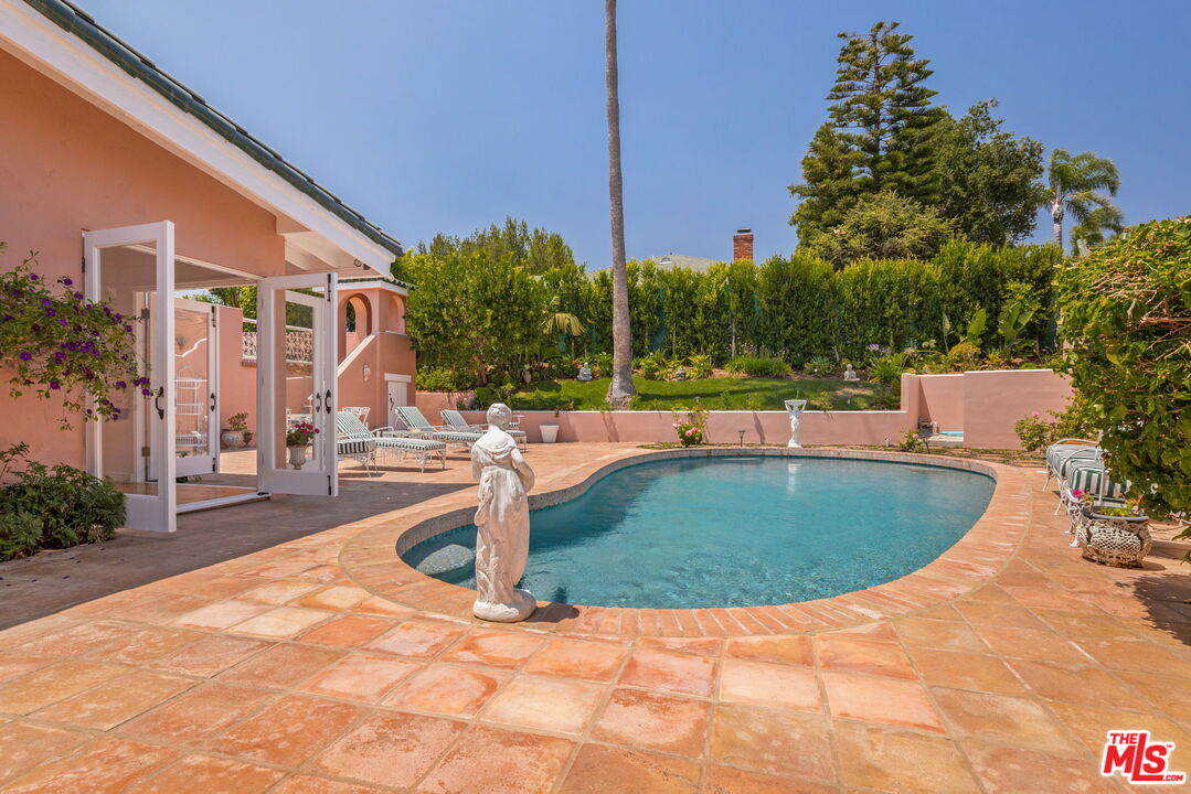 206 Bellino Dr