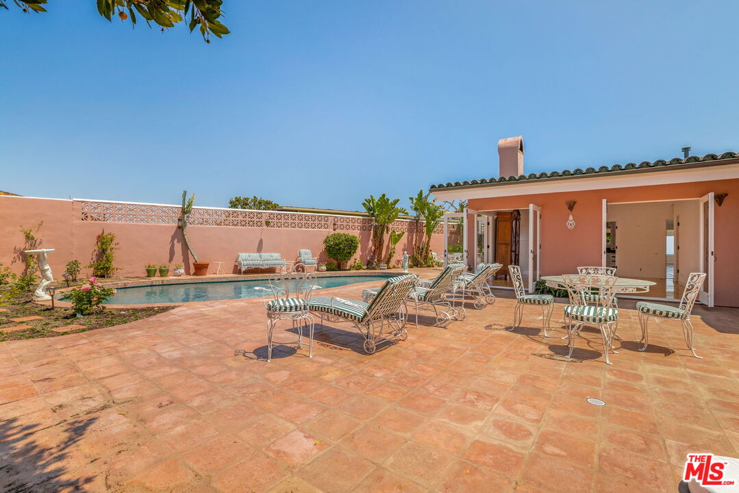 206 Bellino Dr