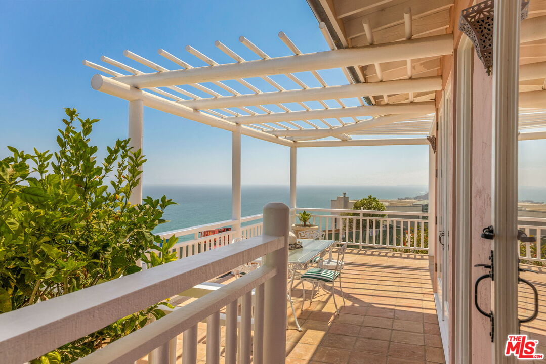 206 Bellino Dr