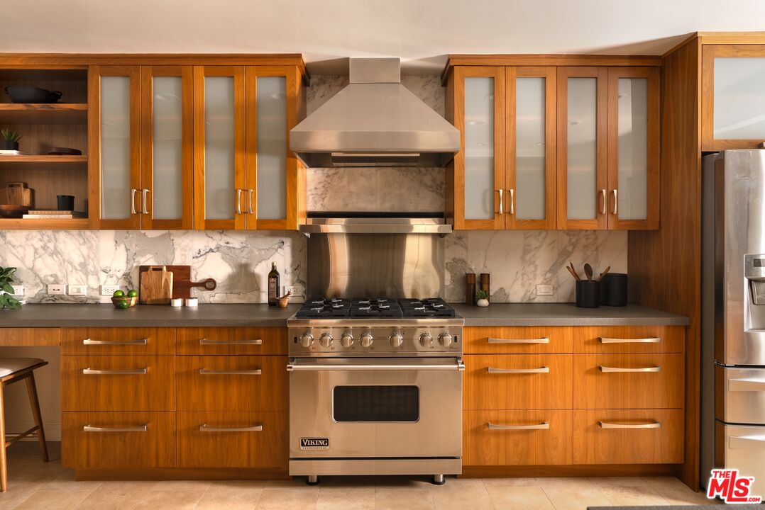 1692 Michael Ln