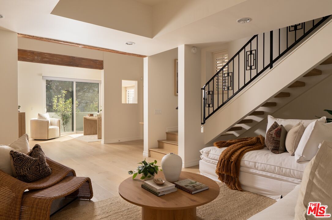 1692 Michael Ln