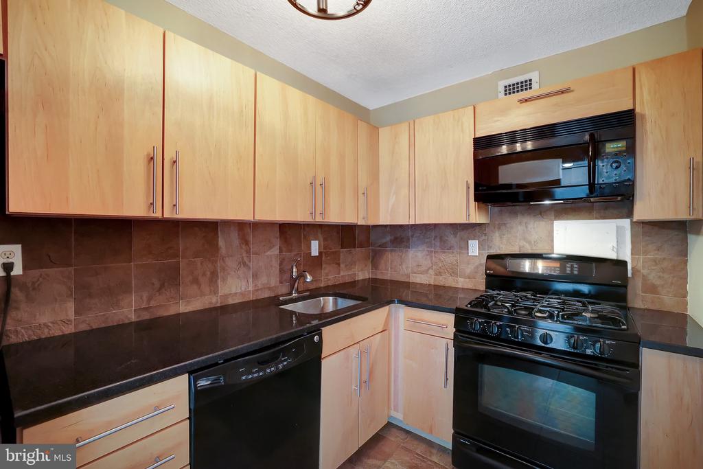 300 M STREET SW Unit: N507