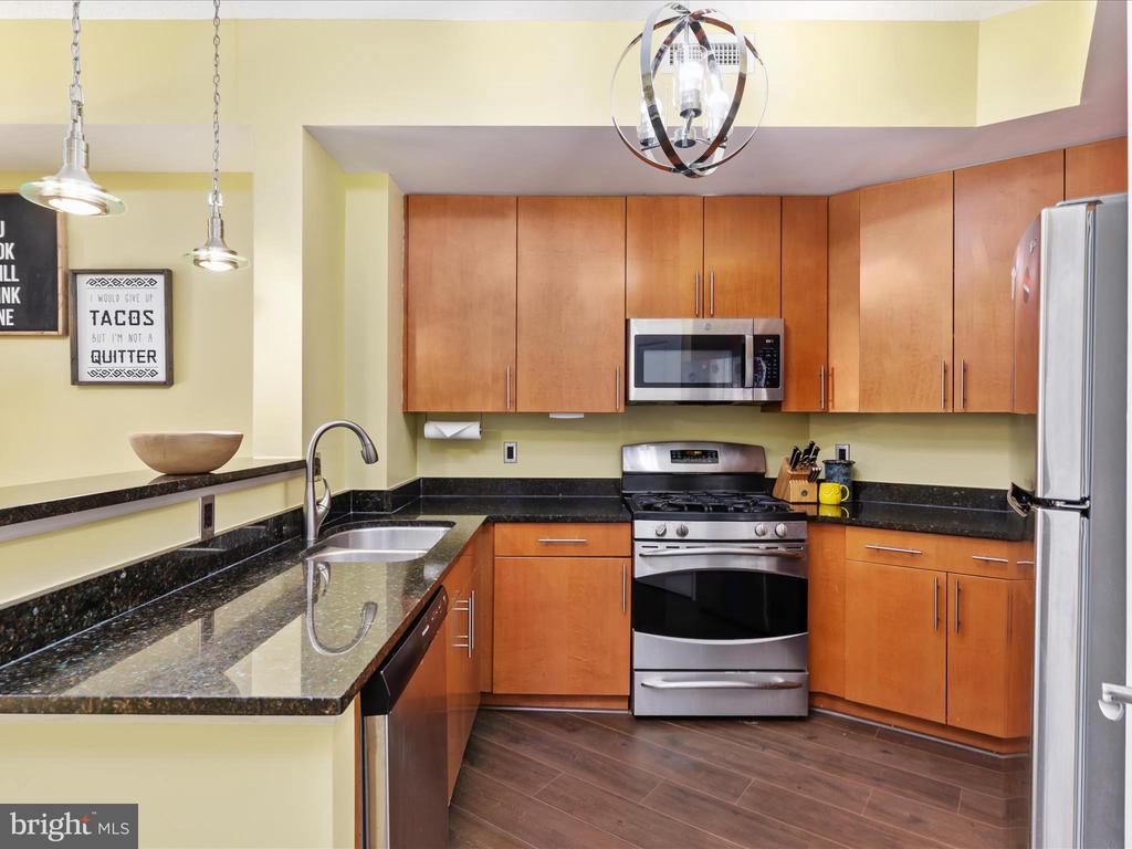 1390 KENYON STREET NW Unit: 707