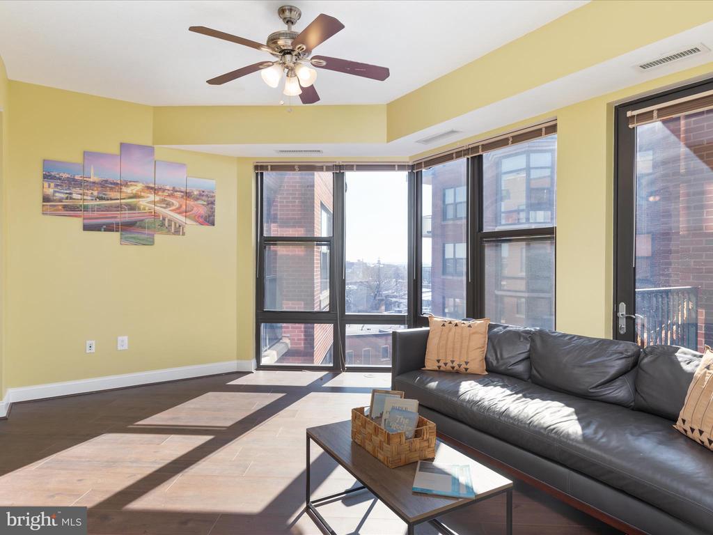 1390 KENYON STREET NW Unit: 707