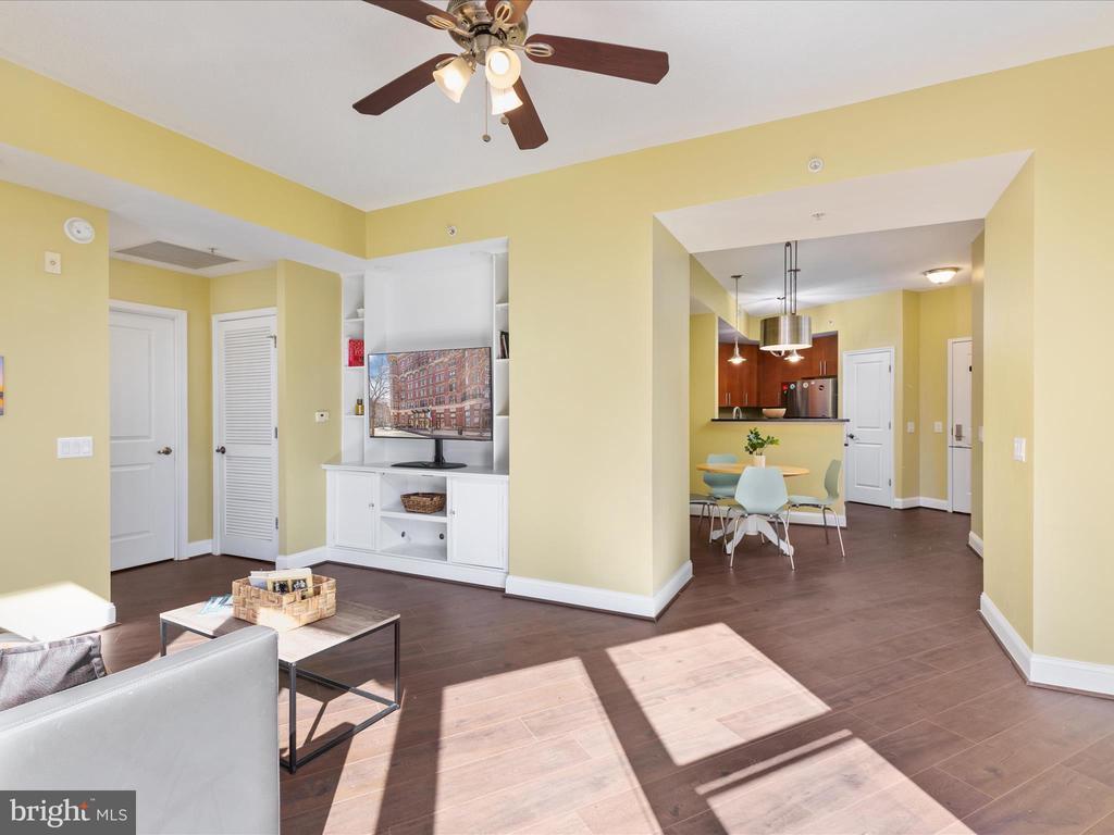 1390 KENYON STREET NW Unit: 707