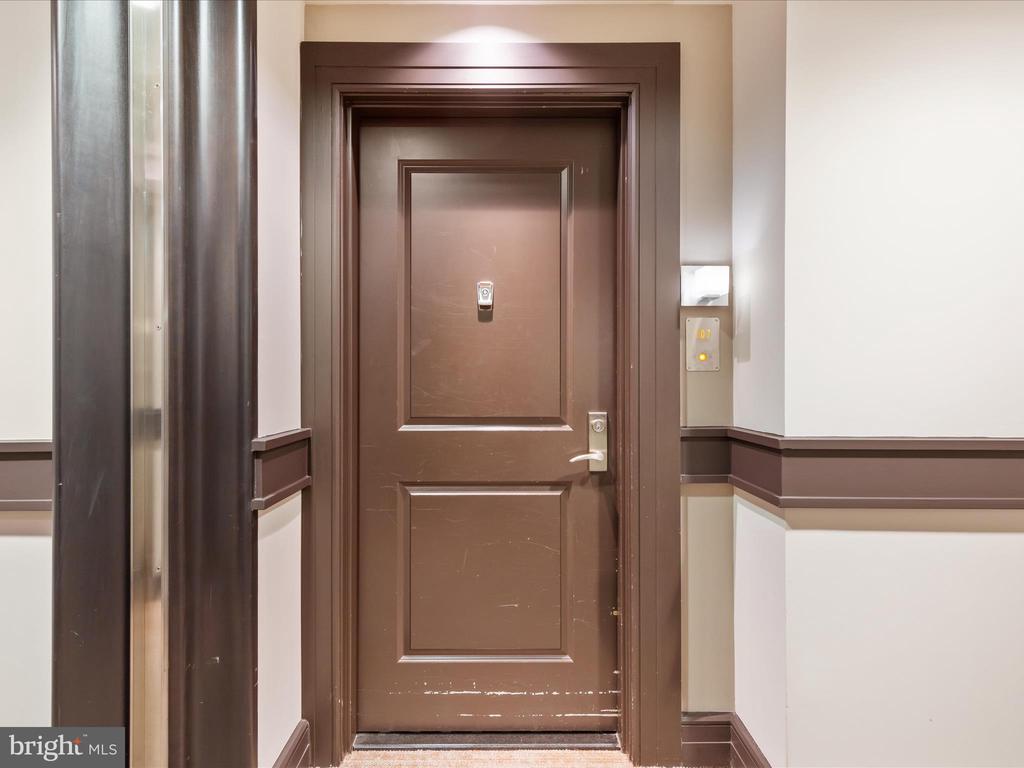 1390 KENYON STREET NW Unit: 707