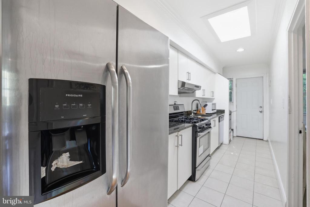 1701 MONTELLO AVENUE NE Unit: A