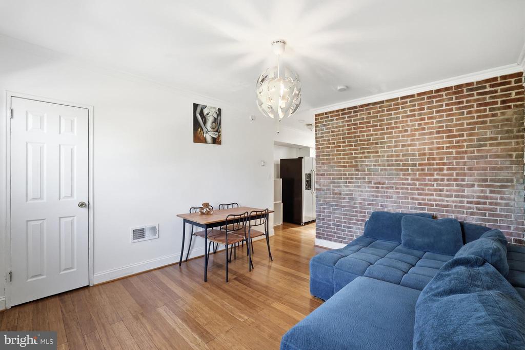 1701 MONTELLO AVENUE NE Unit: A