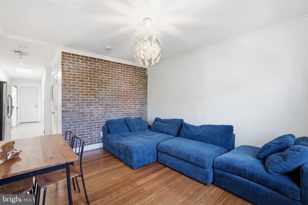 1701 MONTELLO AVENUE NE Unit: A