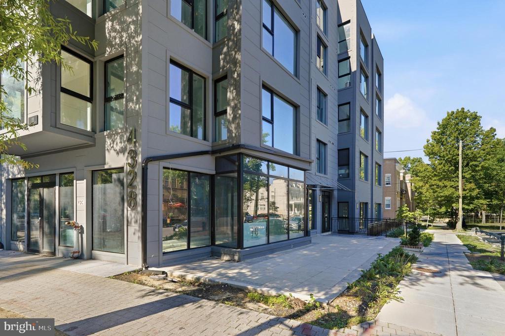 4328 GEORGIA AVENUE NW Unit: 401