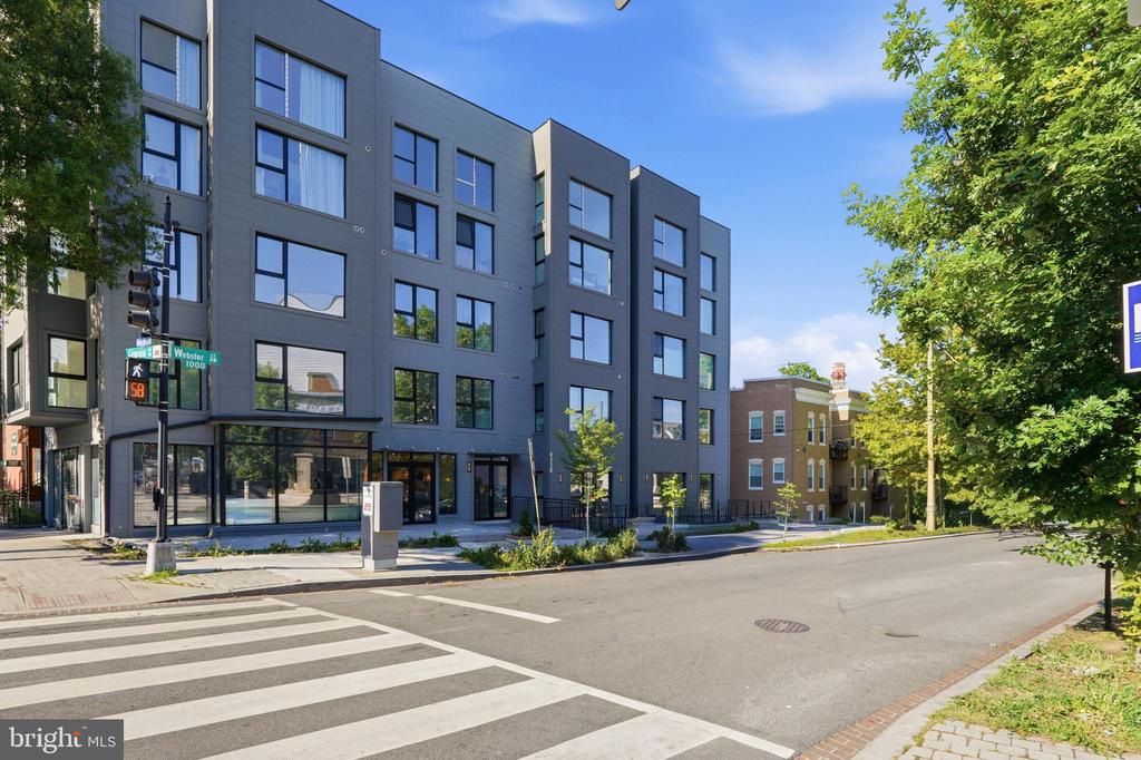 4328 GEORGIA AVENUE NW Unit: 401