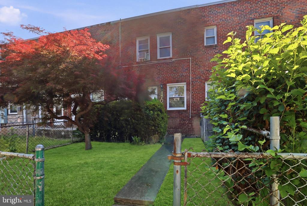 1701 MONTELLO AVENUE NE Unit: B