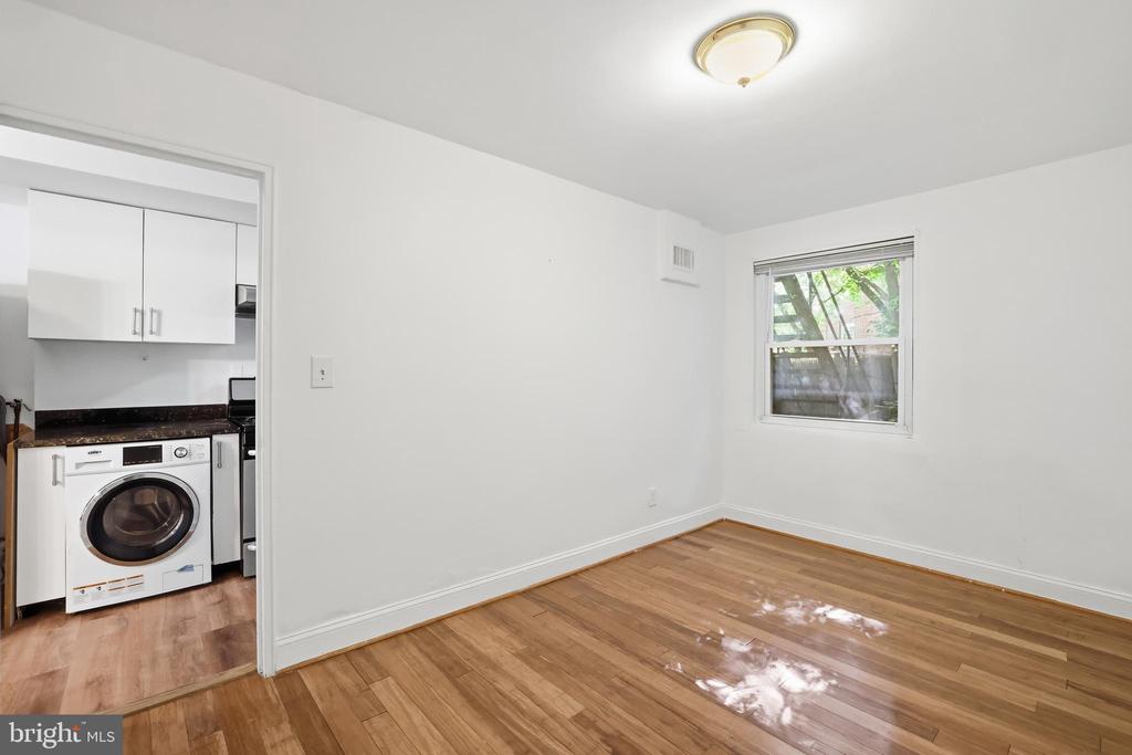1701 MONTELLO AVENUE NE Unit: B