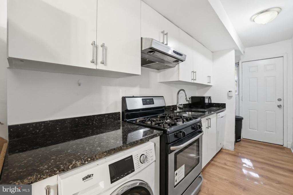 1701 MONTELLO AVENUE NE Unit: B