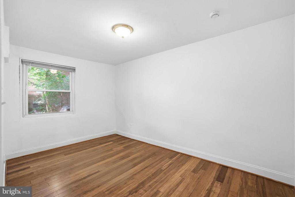 1701 MONTELLO AVENUE NE Unit: B