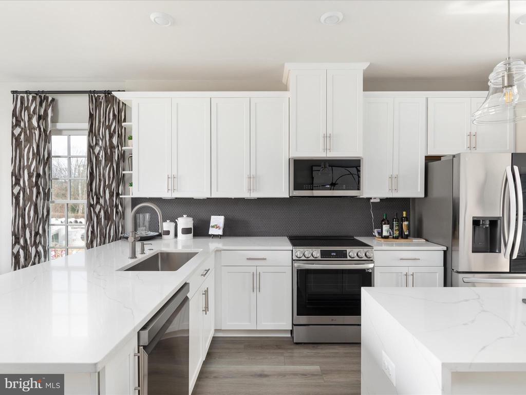 1341 ASPEN NW