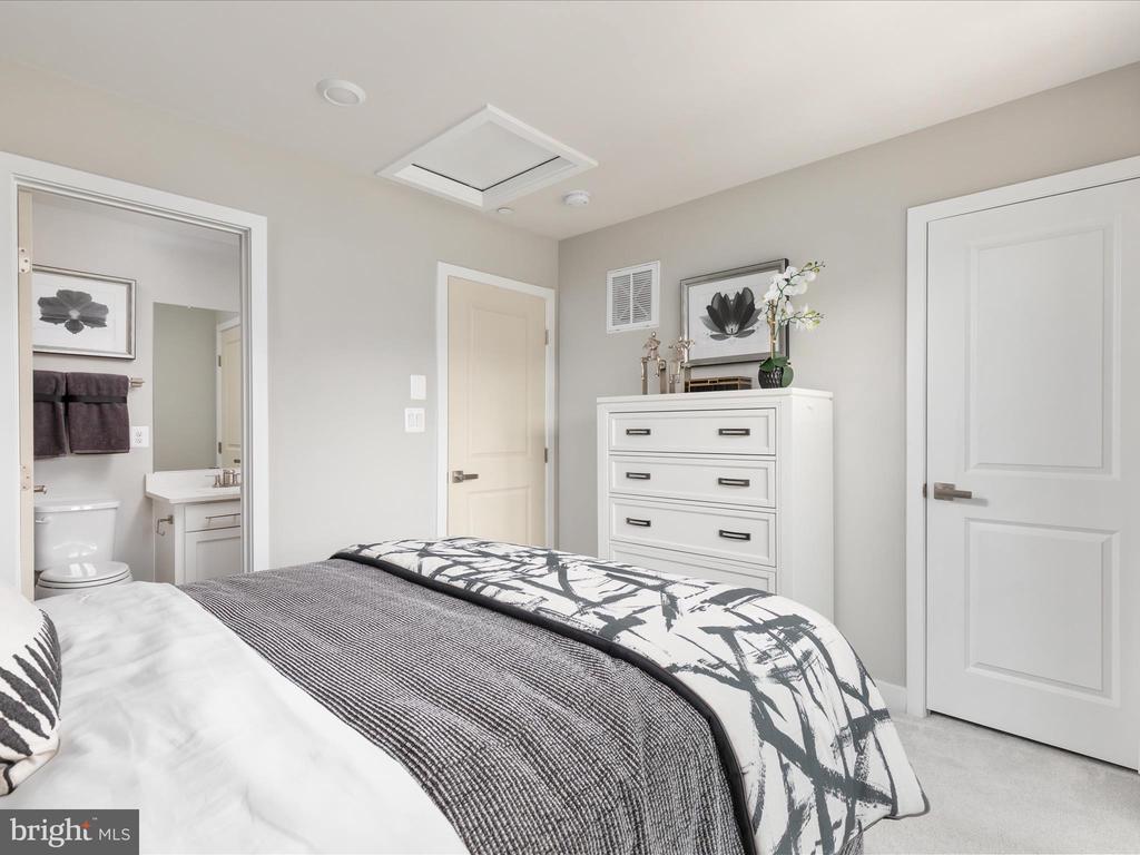 1341 ASPEN NW
