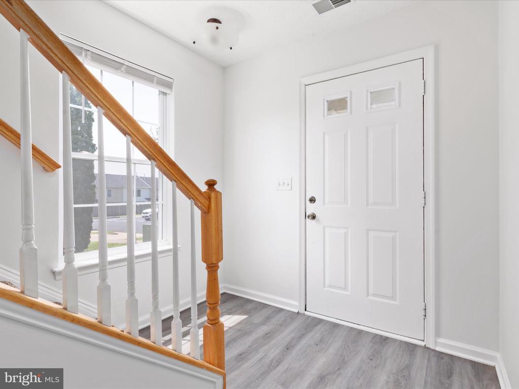 111 LIGHTHOUSE LANE