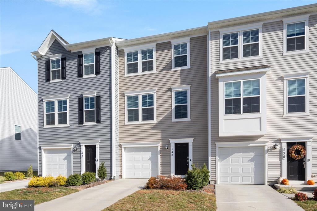 140 TYE COURT