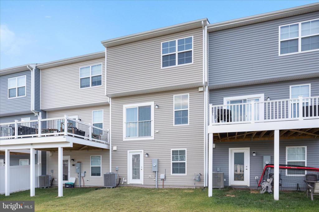 140 TYE COURT