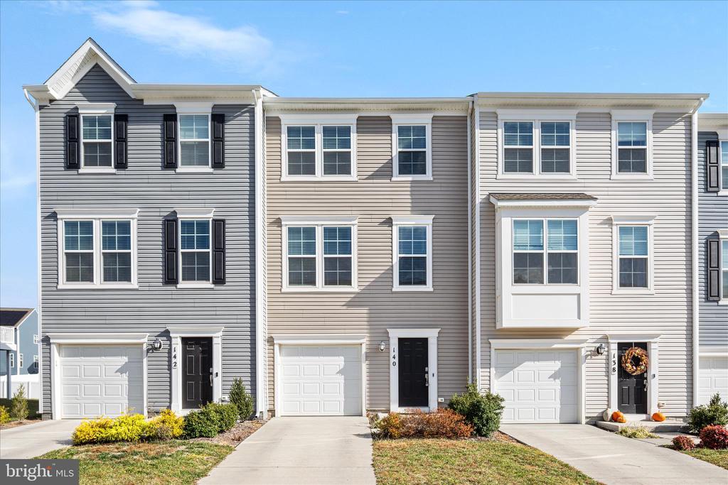 140 TYE COURT
