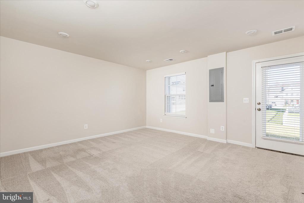 140 TYE COURT