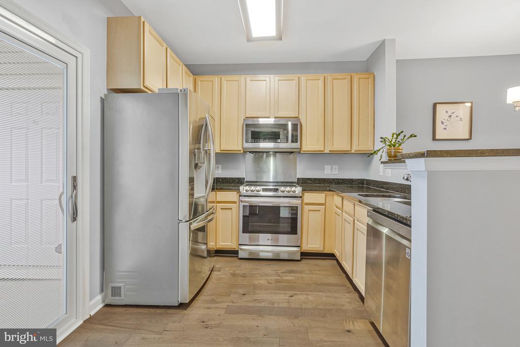 22773 FOUNTAIN GROVE SQUARE