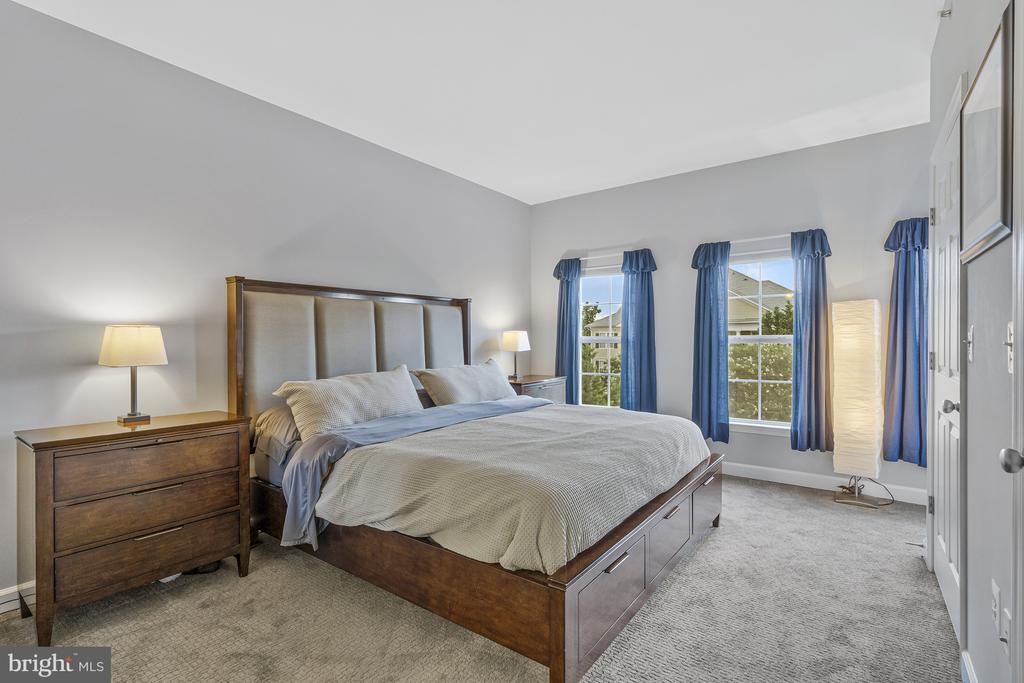 22773 FOUNTAIN GROVE SQUARE