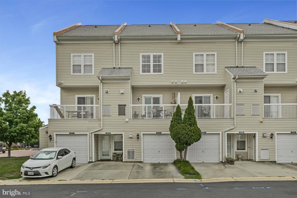 22773 FOUNTAIN GROVE SQUARE