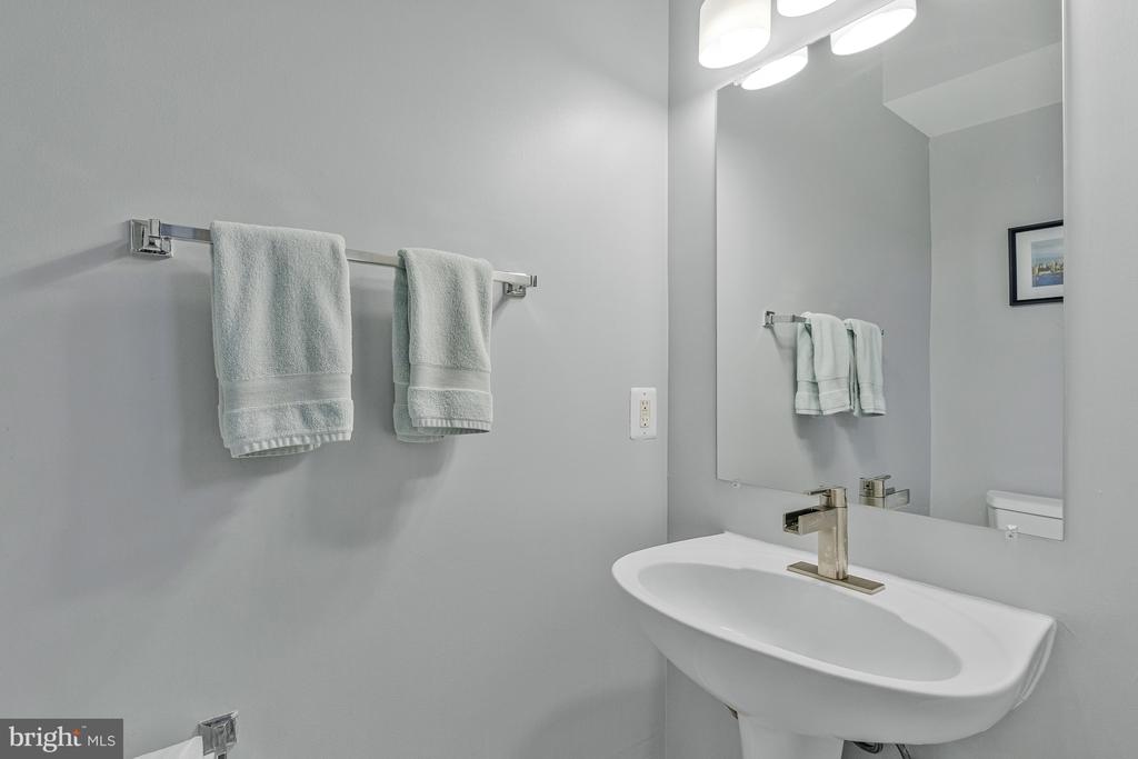 22773 FOUNTAIN GROVE SQUARE