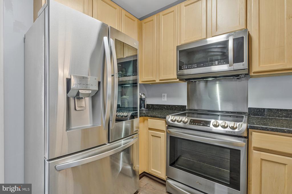 22773 FOUNTAIN GROVE SQUARE