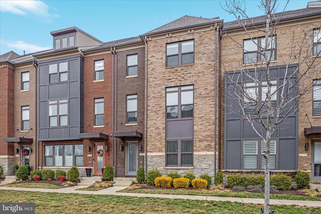 44735 MEDWAY TERRACE