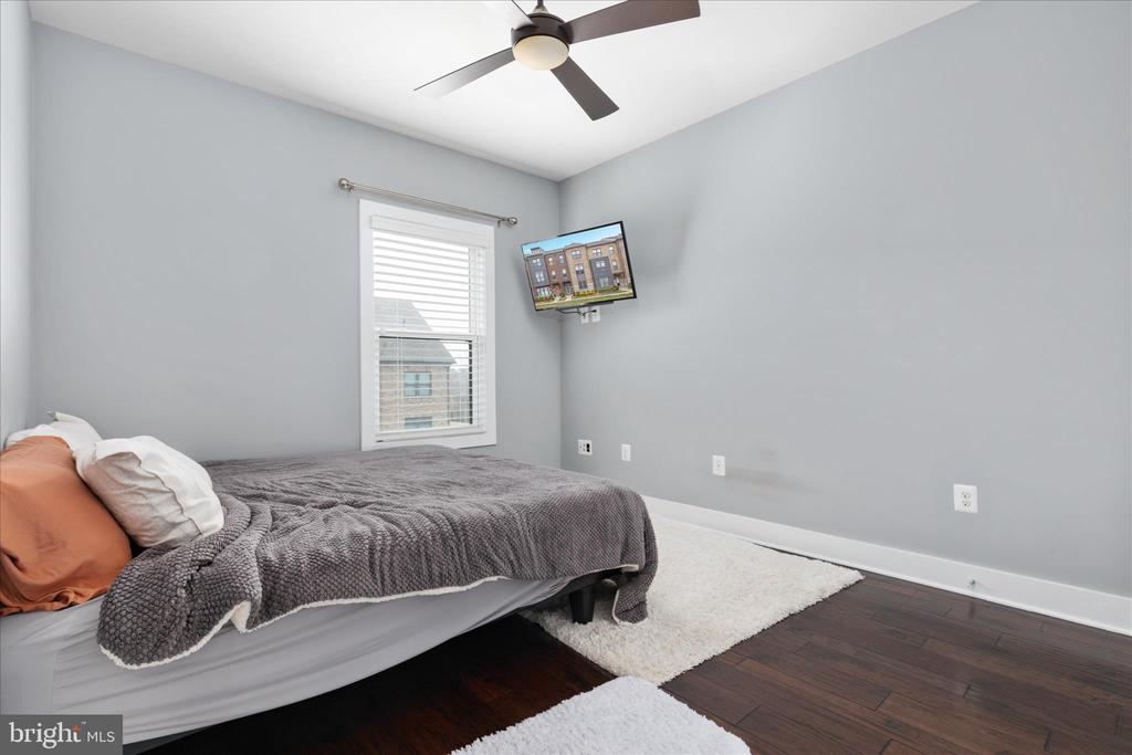 44735 MEDWAY TERRACE