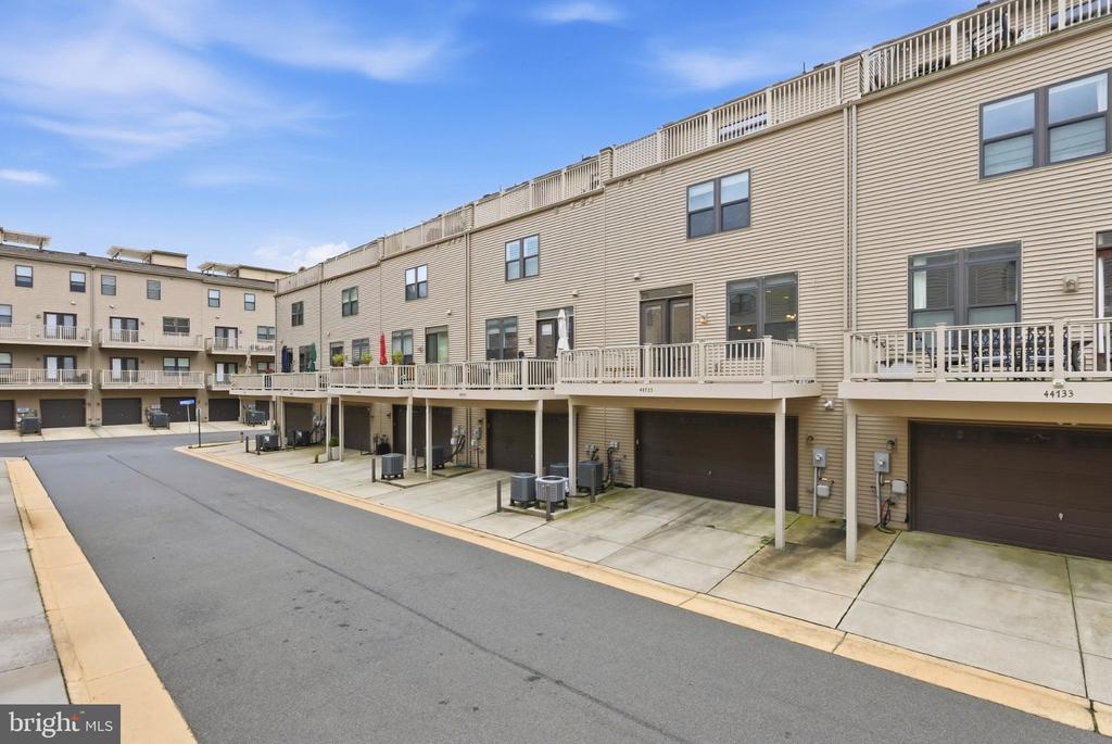 44735 MEDWAY TERRACE