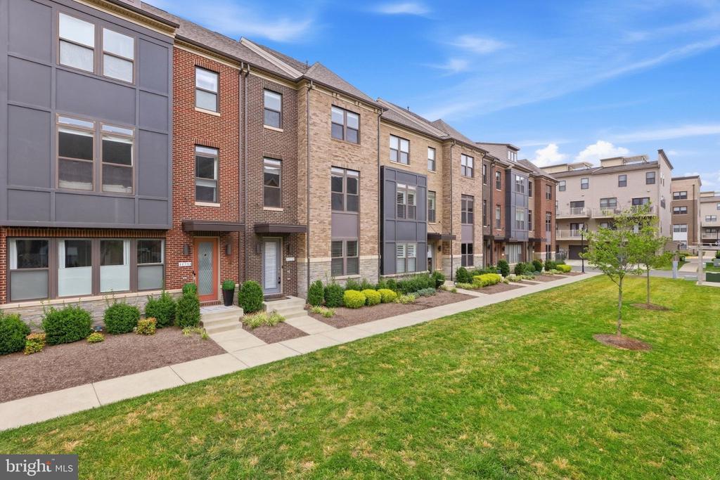 44735 MEDWAY TERRACE