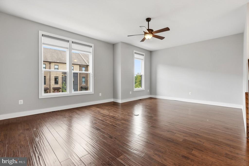 44735 MEDWAY TERRACE