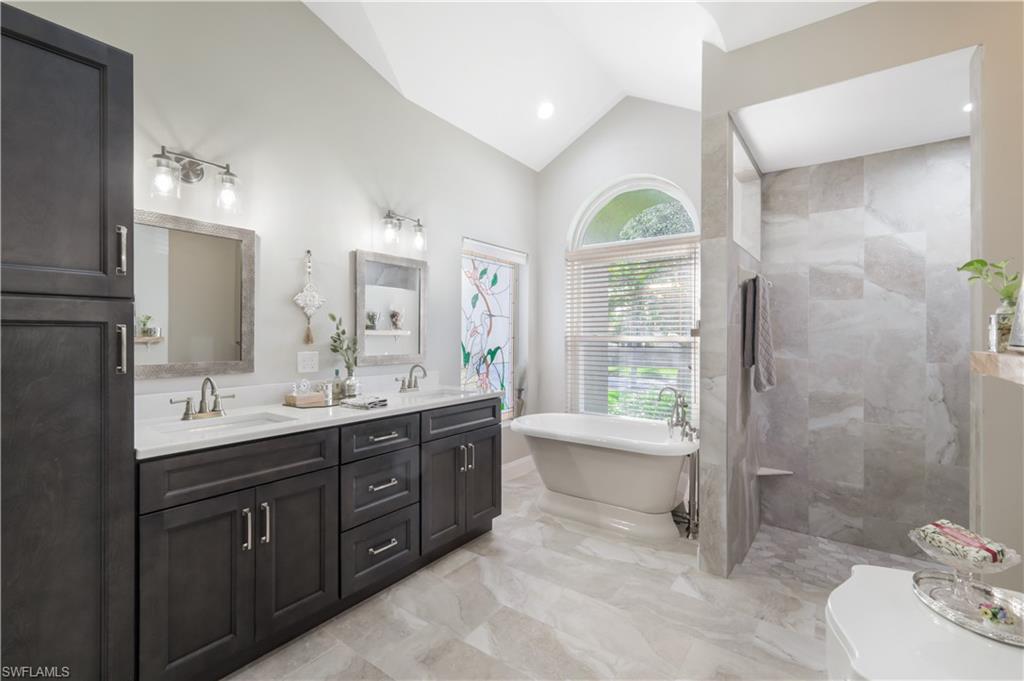 5220 Harborage DR