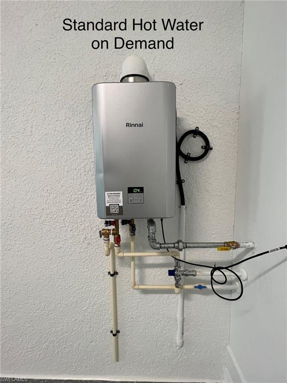 17259 Blue Sapphire DR