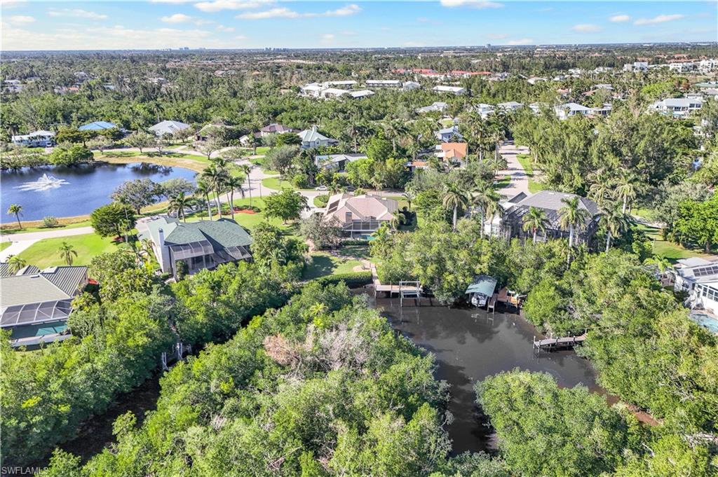 7281 Hendry Creek DR