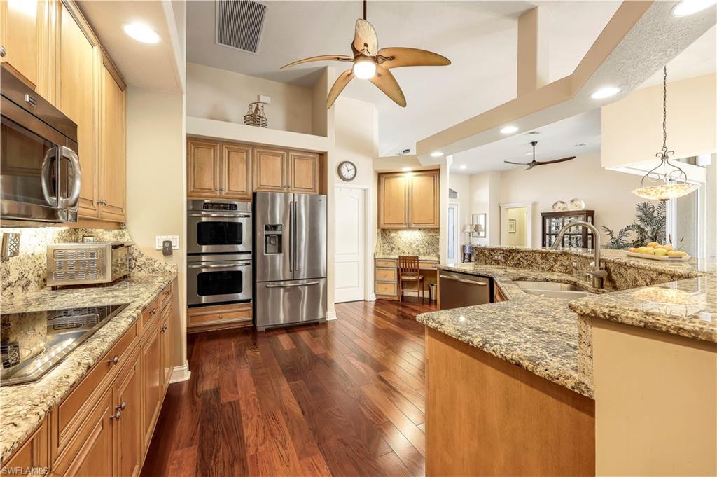 7281 Hendry Creek DR