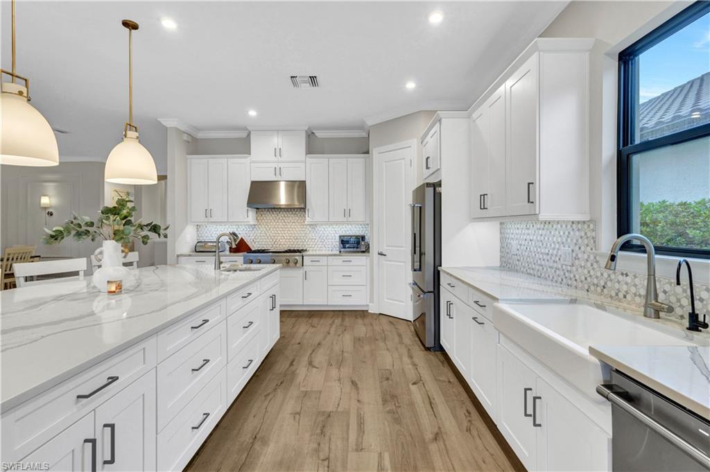 11311 Canal Grande DR